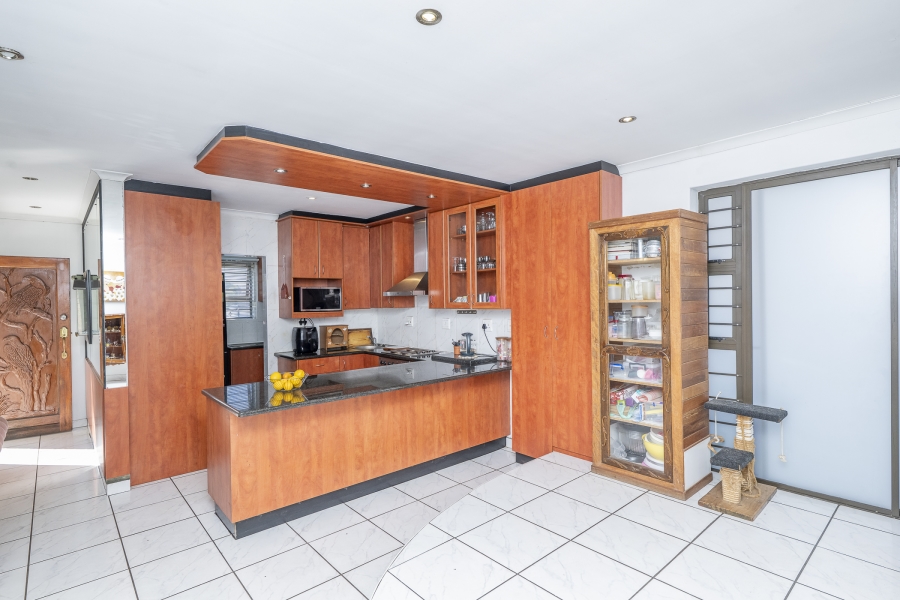 3 Bedroom Property for Sale in Protea Heights Western Cape